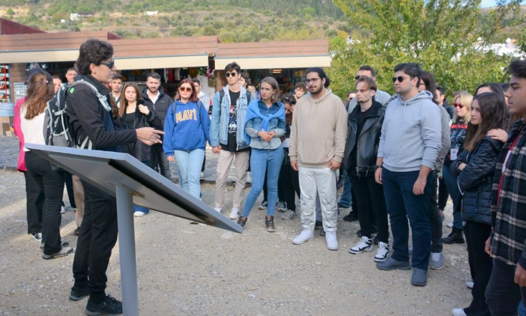 NKÜ Öğrencileri TÜB Tarafından Organize Edilen Kültürel Etkinliğe Katıldı
