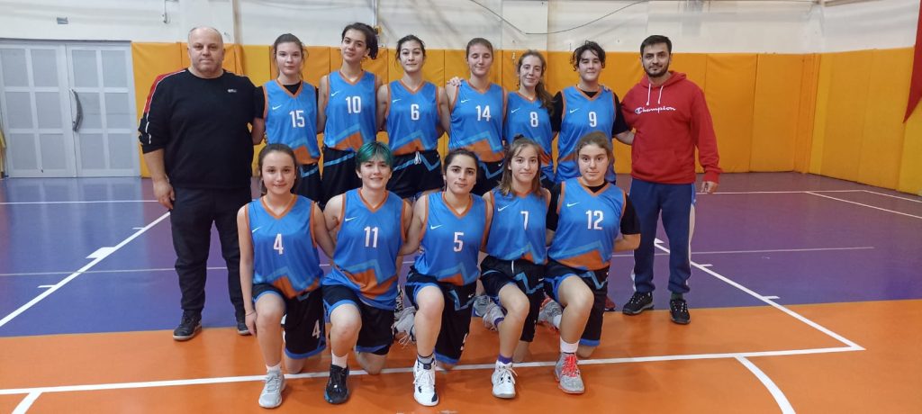 Saray’ın kızları ilke imza attı