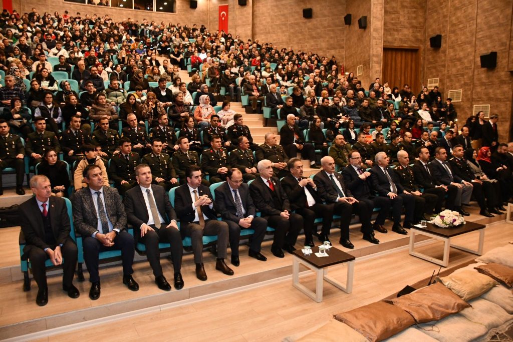 18 Mart Şehitleri Anma Günü ve Çanakkale Zaferi’nin 108. Yıldönümü Münasebetiyle Program Düzenlendi